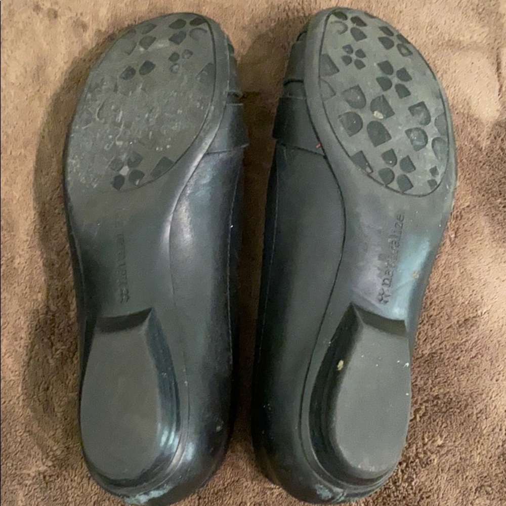 Naturalizer Shoe - Picture 4 of 8